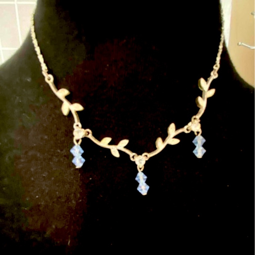 Elven leaf and crystal Necklace